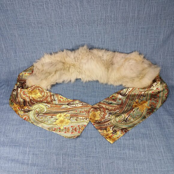 Accessories - 1960's White Fur Scarf with Paisley Silk Lining